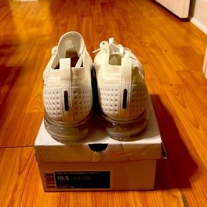 Nike Air Vapormax Flyknit 2